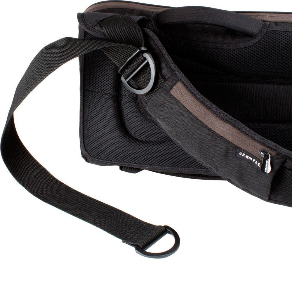 Внешний вид Рюкзак CRUMPLER Quick Escape Sling black (QES-001)