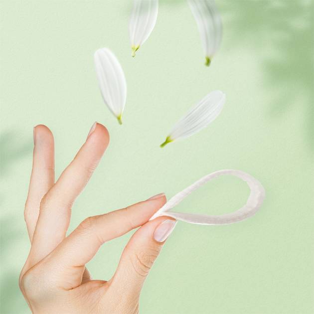 Щоденні прокладки Naturella Camomile Light 100 шт (83735884) Особливості 2 краплі, без крилець, ароматизація