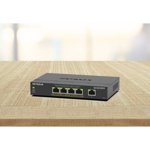 Коммутатор NETGEAR GS305EPP (GS305EPP-100PES) Форм-фактор монтируемый в стойку