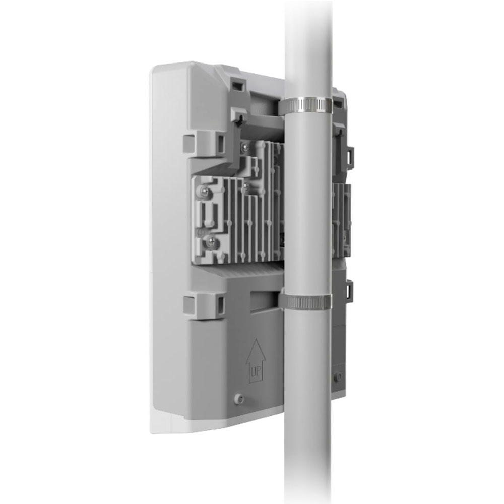 Коммутатор MIKROTIK netFiber9 Cloud Router Switch (CRS310-1G-5S-4S+OUT) Тип управляемый