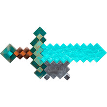 Игровой атрибут NOBLE COLLECTION MINECRAFT Diamond Sword 6.5 см (NN3728)