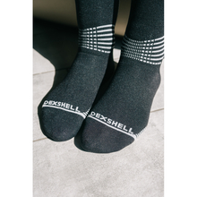 Водонепроникні шкарпетки DEXSHELL Longlite Socks 2.0 L Gray Stripes (DS72506JBG-L)