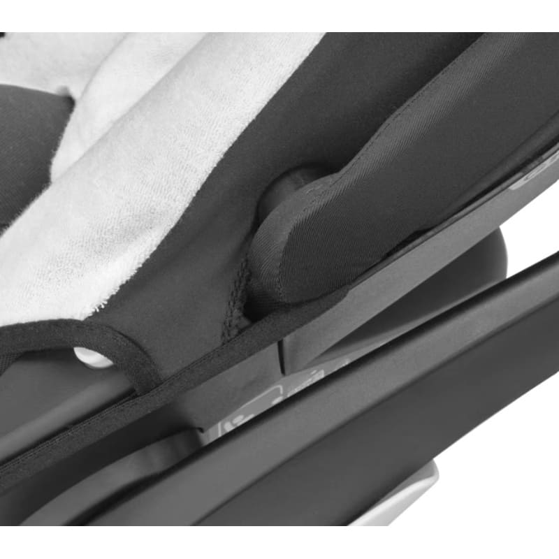 Чехол MAXI-COSI Pebble 360/PRO(2) i-size Natural White (8574570110) Особенности Можно стирать в стиральной машине при температуре до 30°C