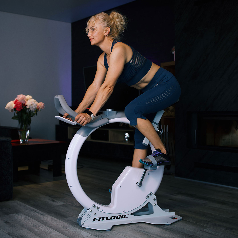 Изображение Велотренажер FITLOGIC B89 CircleBike