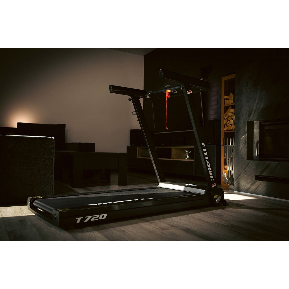 В интернет магазине housegoods FITLOGIC Бігова доріжка T720