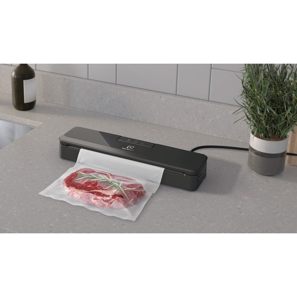 Вакуумный упаковщик ELECTROLUX E4VS1-4AG Режимы работы вакуумирование влажных продуктов
