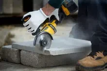 Як різати плитку болгаркою: практичний гайд для майстрів