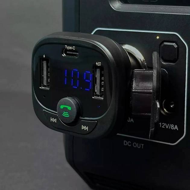 FM трансмиттер PROOVE Singer PD-02 2USB+Type-C (44886black) Дополнительно 87.5-108 МГц, USB, быстрая зарядка, громкая связь