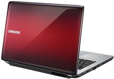 Ноутбук SAMSUNG NP-R728 Роздільна здатність дисплея 1600 х 900