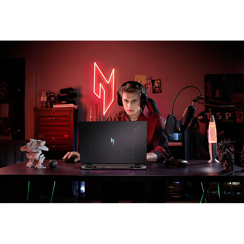 Огляд Ноутбук ACER Nitro 17 AN17-71 Black (NH.QJGEU.001)