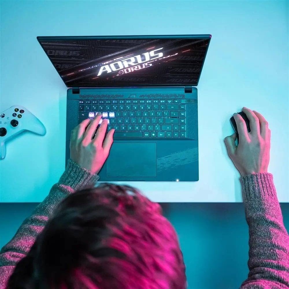 В интернет магазине Ноутбук GIGABYTE AORUS G6X (AORUS_16X_9SG-43KZC54SD)