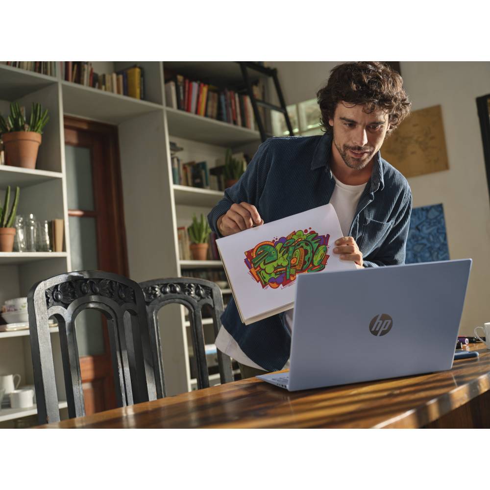У Фокстрот Ноутбук HP OmniBook 5 16-ag1007ua Sky Blue (BV5X2EA)