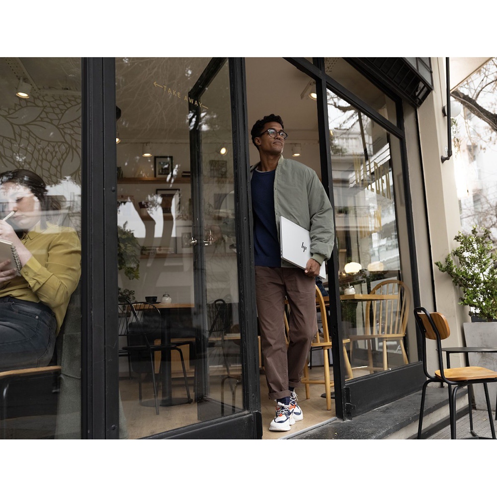 В Фокстрот Ноутбук HP OmniBook 7 17-dc0006ua Glacier silver (C9RT6EA)