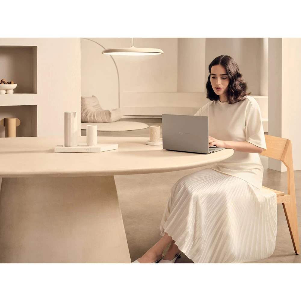 Огляд Ноутбук ASUS Zenbook A14 UX3407NA-QD023W Zabriskie Beige (90NB1711-M00390)