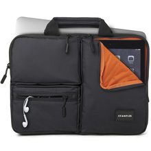 Сумка CRUMPLER The Geek Deluxe для ноутбуков 13" матово чёрная (TGKD13-010)