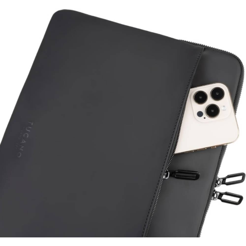 Чехол для ноутбука TUCANO Gommo MB Pro 16" Black (BFGOM1516-BK) Материал полиэтилен