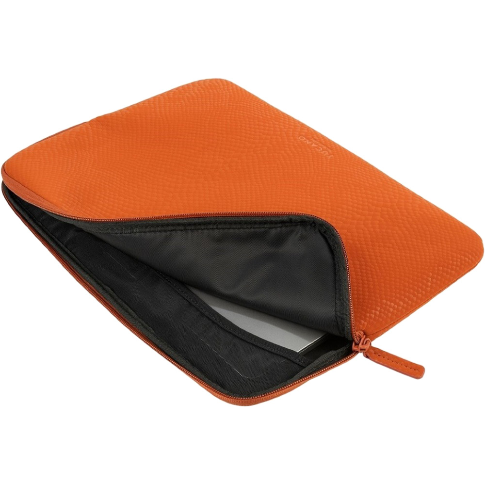 Чохол для ноутбука TUCANO Boa 15"/16" Orange (https://erc.ua/ware/375943-tucano-sleeve-boa-for-laptop-15-16-orage/) Діагональ екрану 13.5