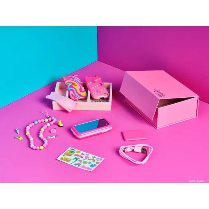 Фото 14 Мобильный телефон HMD Barbie Phone TA-1681 DS Pink (1GF030APC1C01)