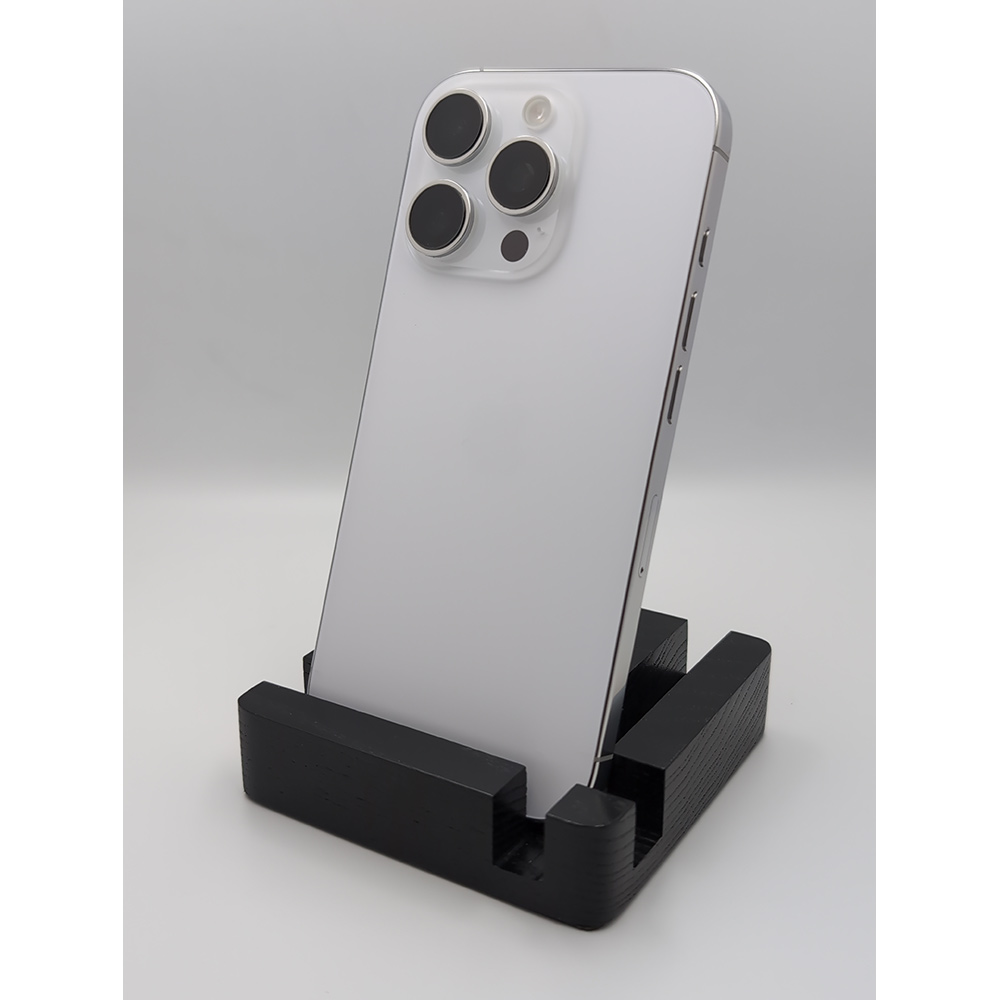 Фото Б/у APPLE iPhone 16 Pro 128Gb White Titanium FYOOCHA (USED, Grade A)