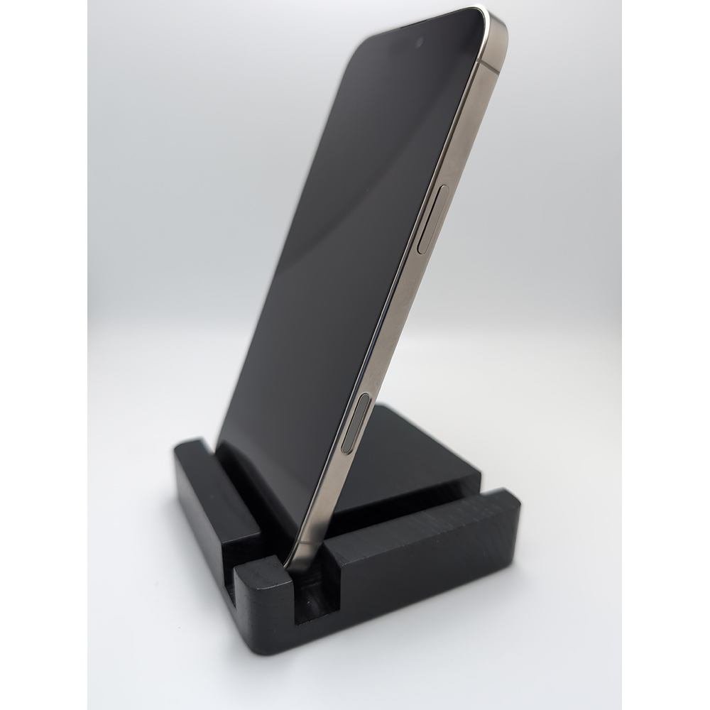 Зовнішній вигляд Б/в APPLE iPhone 16 Pro Max 256Gb Natural Titanium FYOOCHA (USED, Grade A)