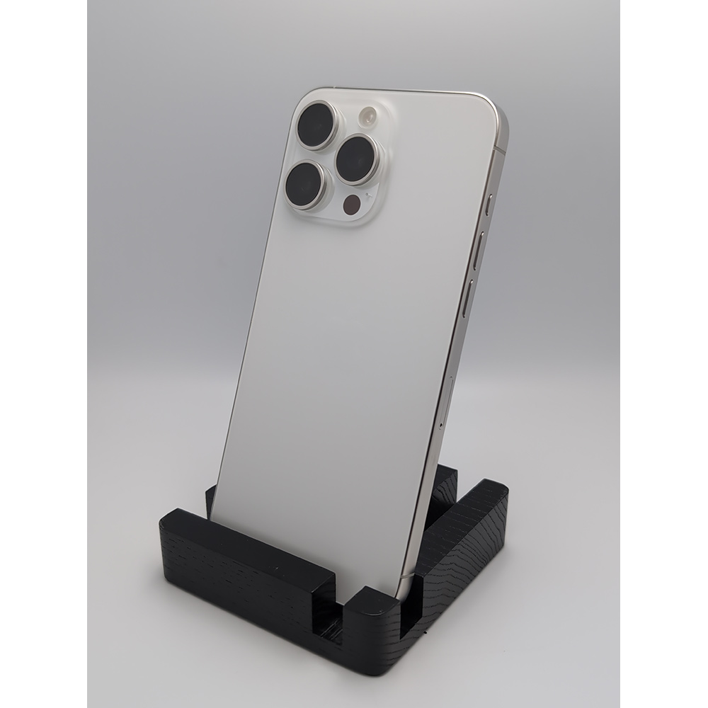 Б/у APPLE iPhone 15 Pro Max 256Gb White Titanium FYOOCHA (USED, Grade A) Оперативная память, Гб 8