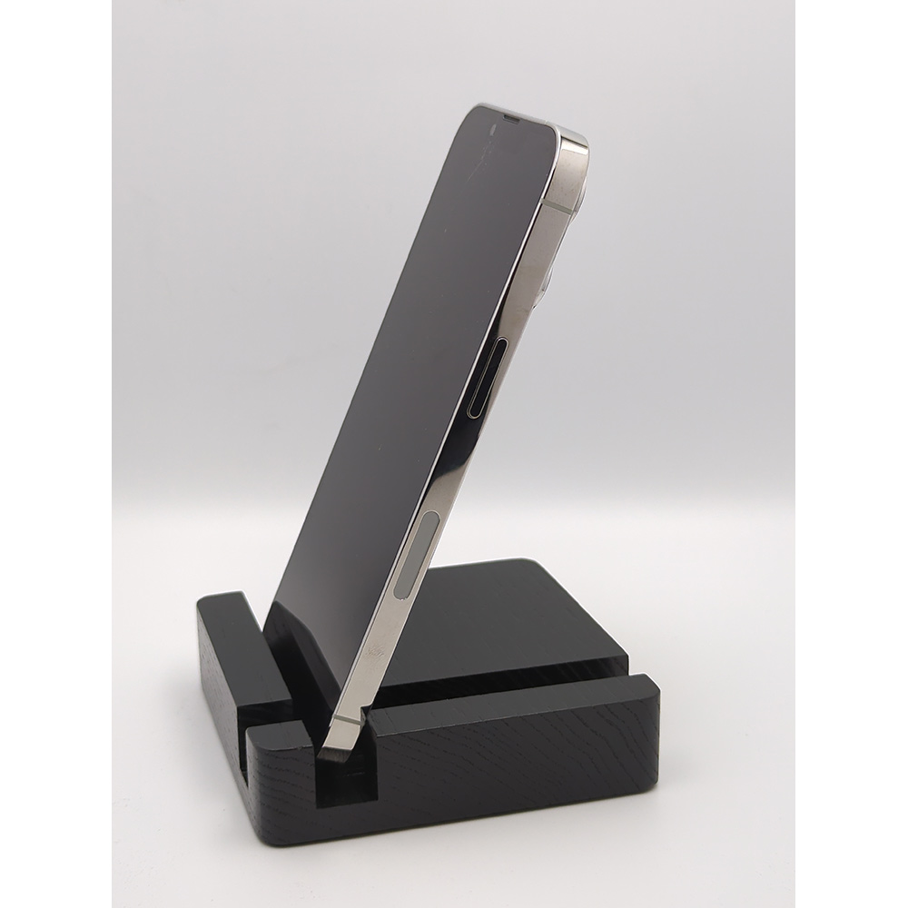 Уживані Apple iPhone 13 Pro Max 128Gb Silver FYOOCHA (USED, Grade B) Зовнішній вигляд Уживані Apple iPhone 13 Pro Max 128Gb Silver FYOOCHA (USED, Grade B)