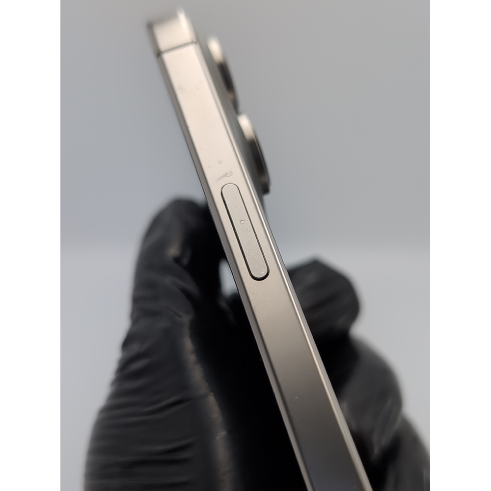 Покупка Б/у APPLE iPhone 16 Pro Max 512Gb Natural Titanium FYOOCHA (USED, Grade B)