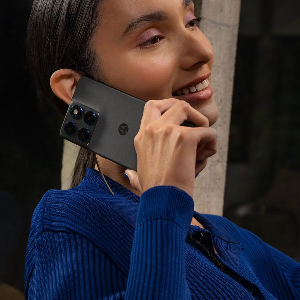 Фото Смартфон MOTOROLA Edge 70 12/512GB Gadget Grey (PBA50006RS)