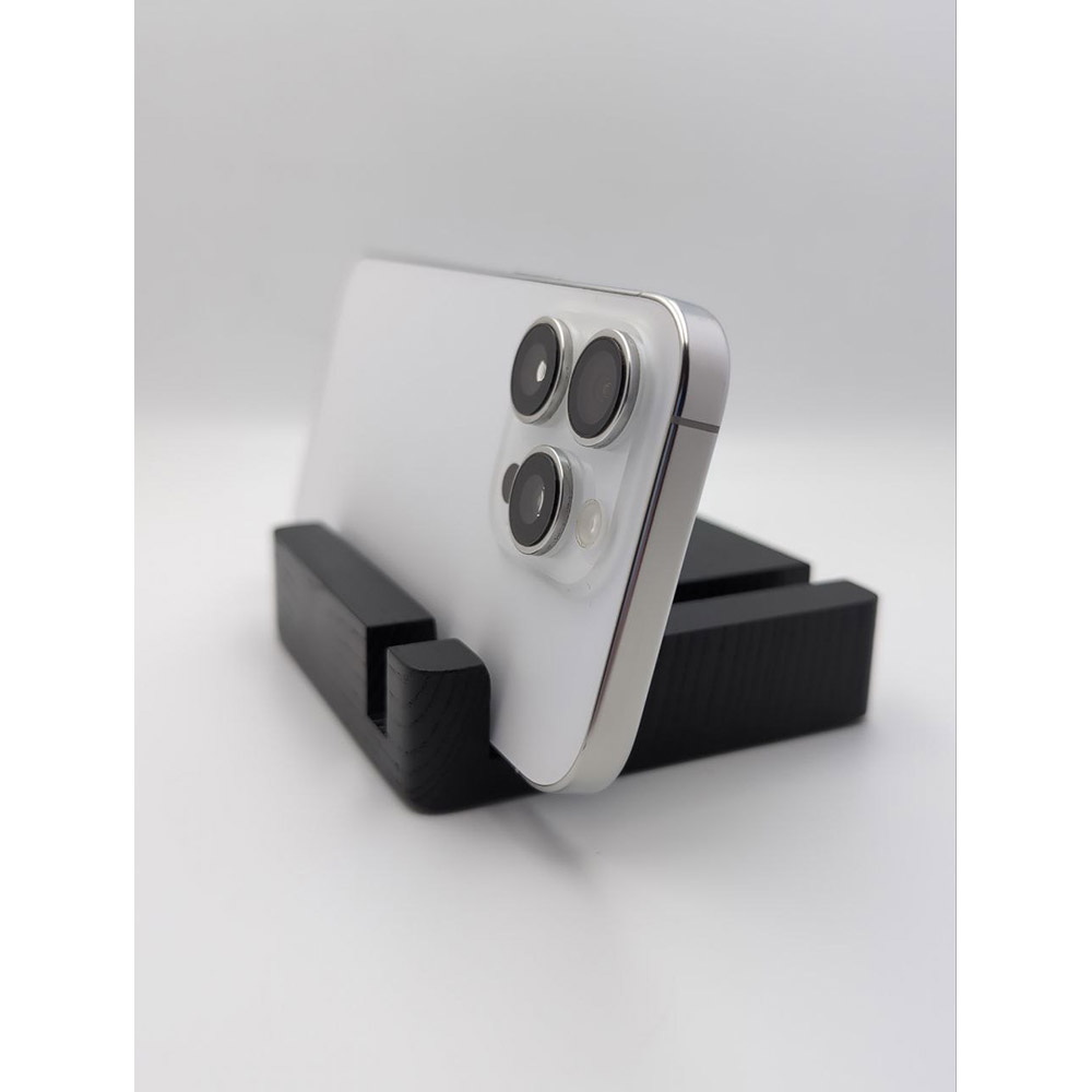 Фото Б/у Apple iPhone 16 Pro 256Gb e-Sim White Titanium FYOOCHA (Grade A)