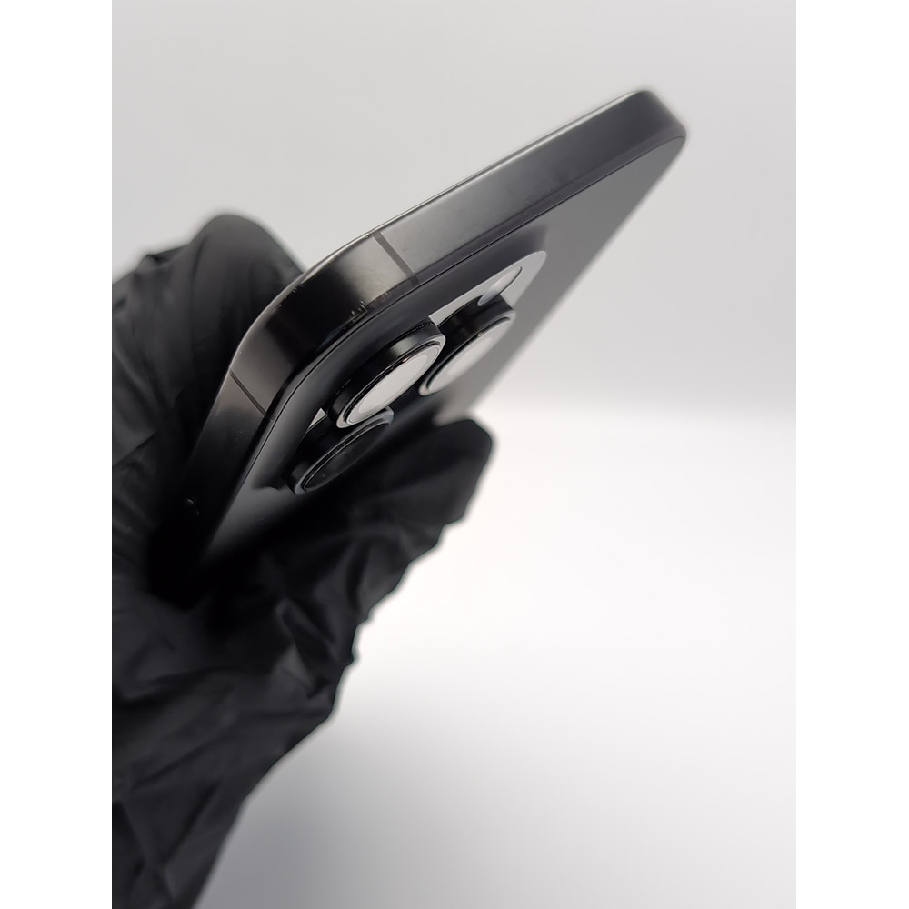 Б/у Apple iPhone 16 Pro 256Gb e-Sim Black Titanium FYOOCHA (Grade B) Основная камера 48
