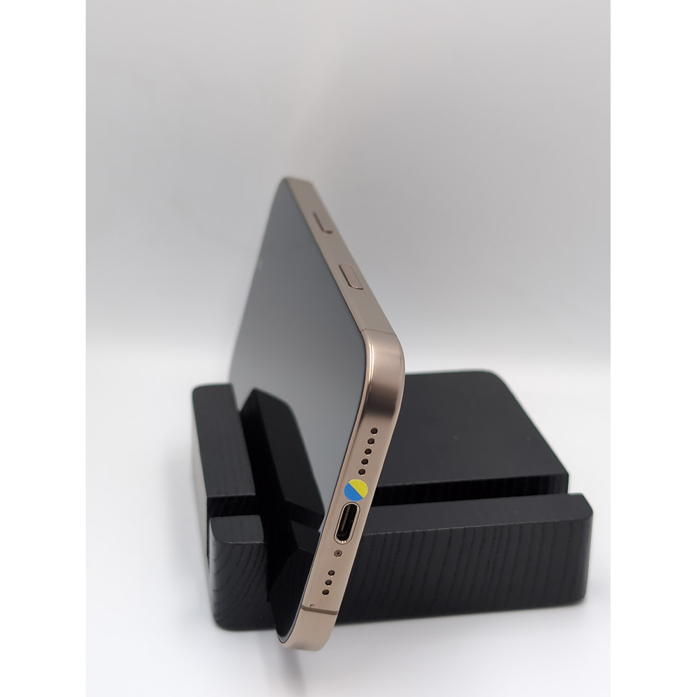 Заказать Б/у Apple iPhone 16 Pro 256Gb e-Sim Desert Titanium FYOOCHA (Grade B)