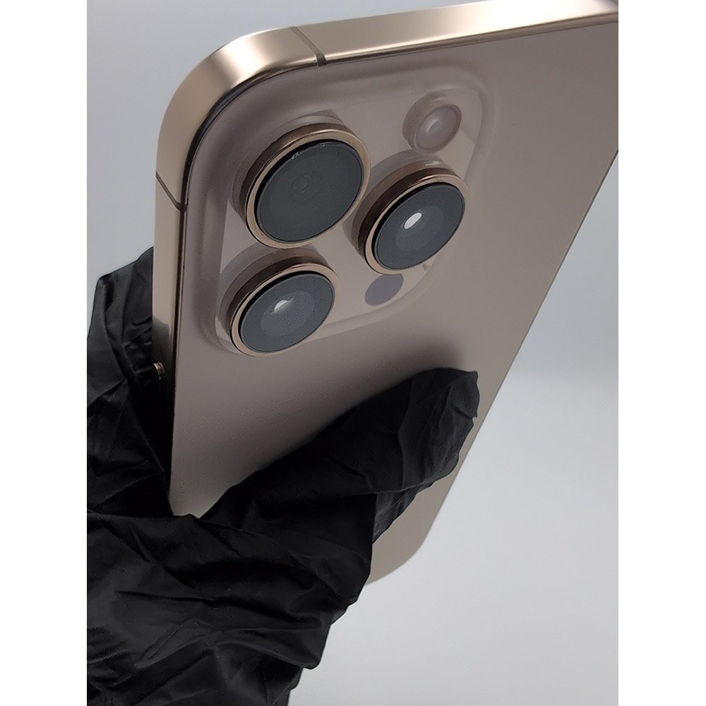 Покупка Б/у Apple iPhone 16 Pro 256Gb e-Sim Desert Titanium FYOOCHA (Grade B)