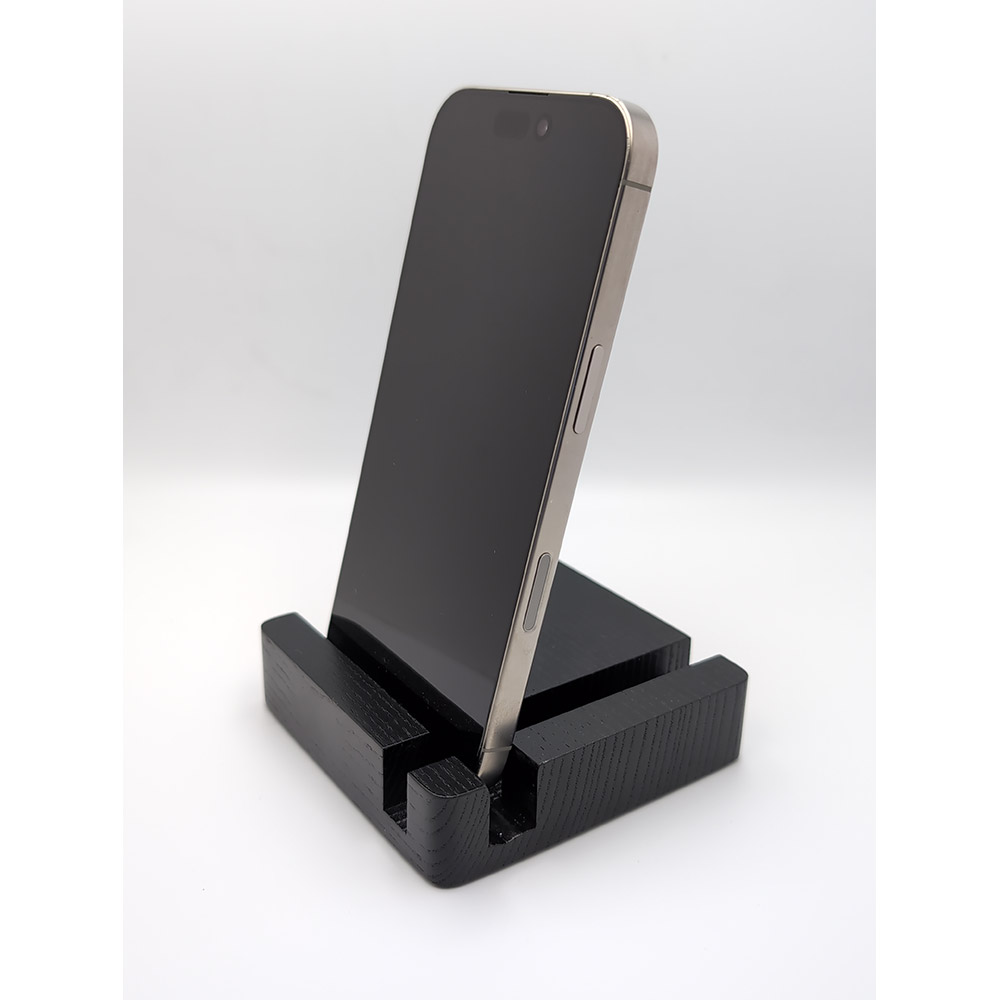 Внешний вид Б/у Apple iPhone 16 Pro 256Gb e-Sim Natural Titanium FYOOCHA (Grade B)