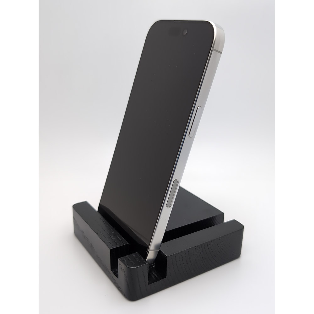 Внешний вид Б/у Apple iPhone 16 Pro 256Gb e-Sim White Titanium FYOOCHA (Grade B)