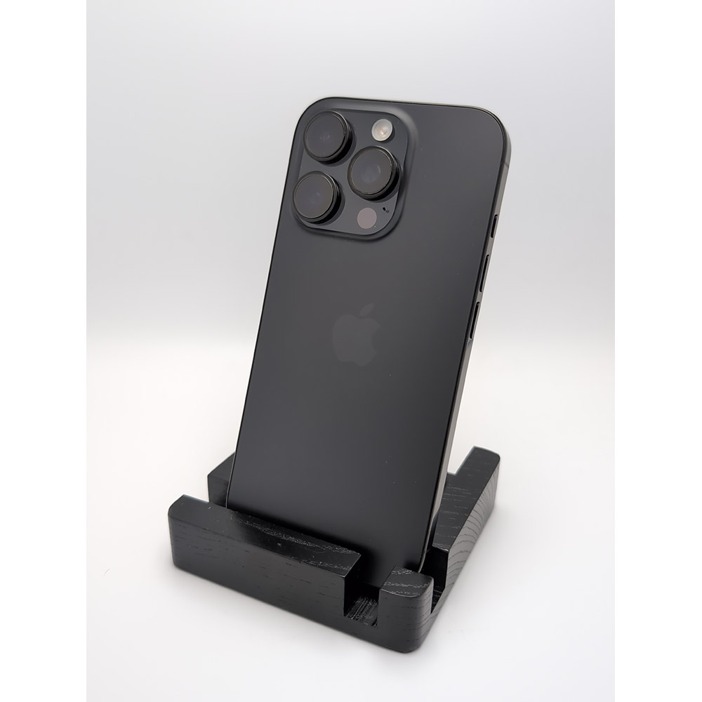 Б/у Apple iPhone 16 Pro 256Gb e-Sim Black Titanium FYOOCHA (Grade A) Матрица OLED Super Retina XDR