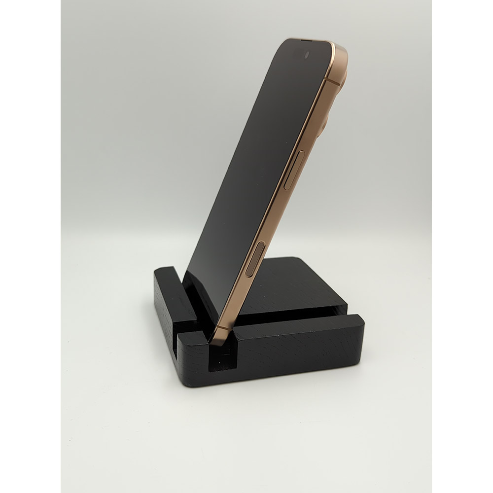 Внешний вид Б/у Apple iPhone 16 Pro 256Gb e-Sim Desert Titanium FYOOCHA (Grade A)