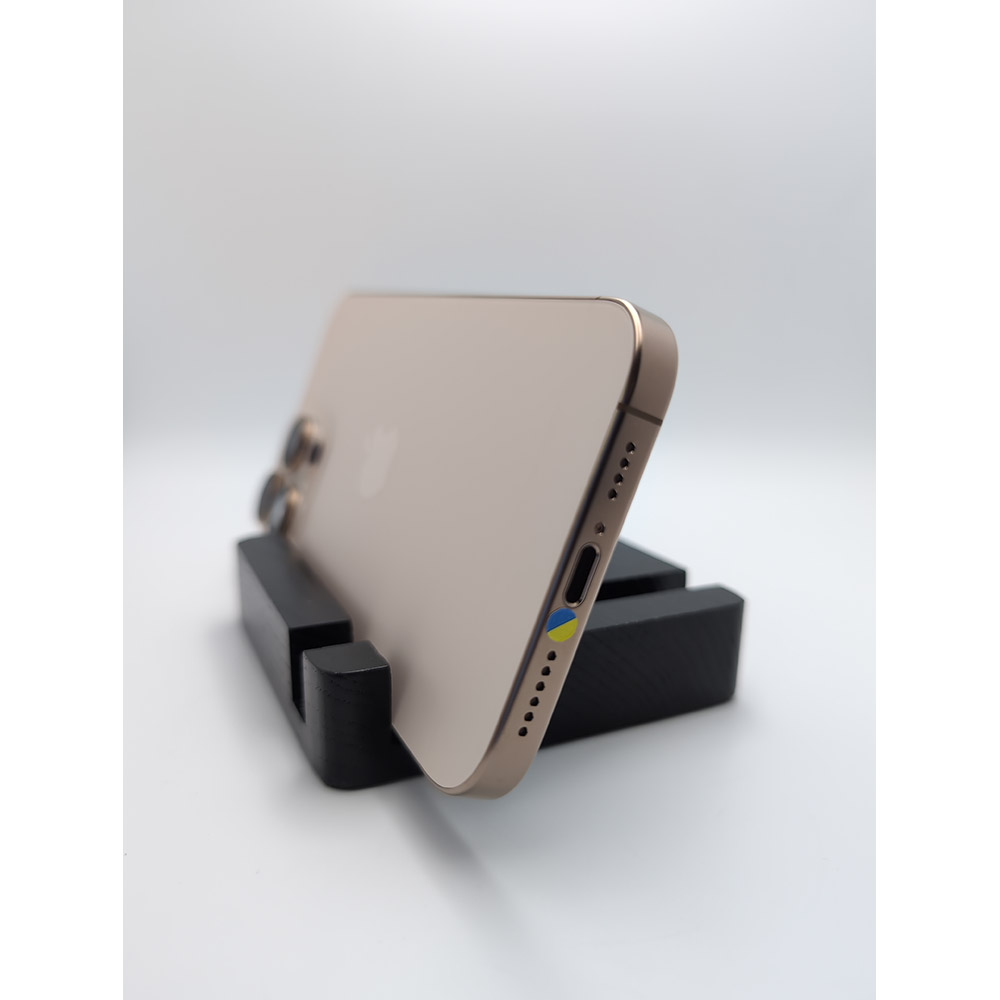 Замовити Б/в Apple iPhone 16 Pro Max 256Gb e-Sim Desert Titanium FYOOCHA (Grade A)