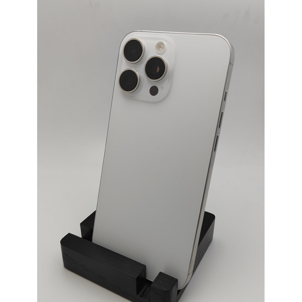 Внешний вид Б/у Apple iPhone 16 Pro Max 256Gb e-Sim White Titanium FYOOCHA (Grade A)