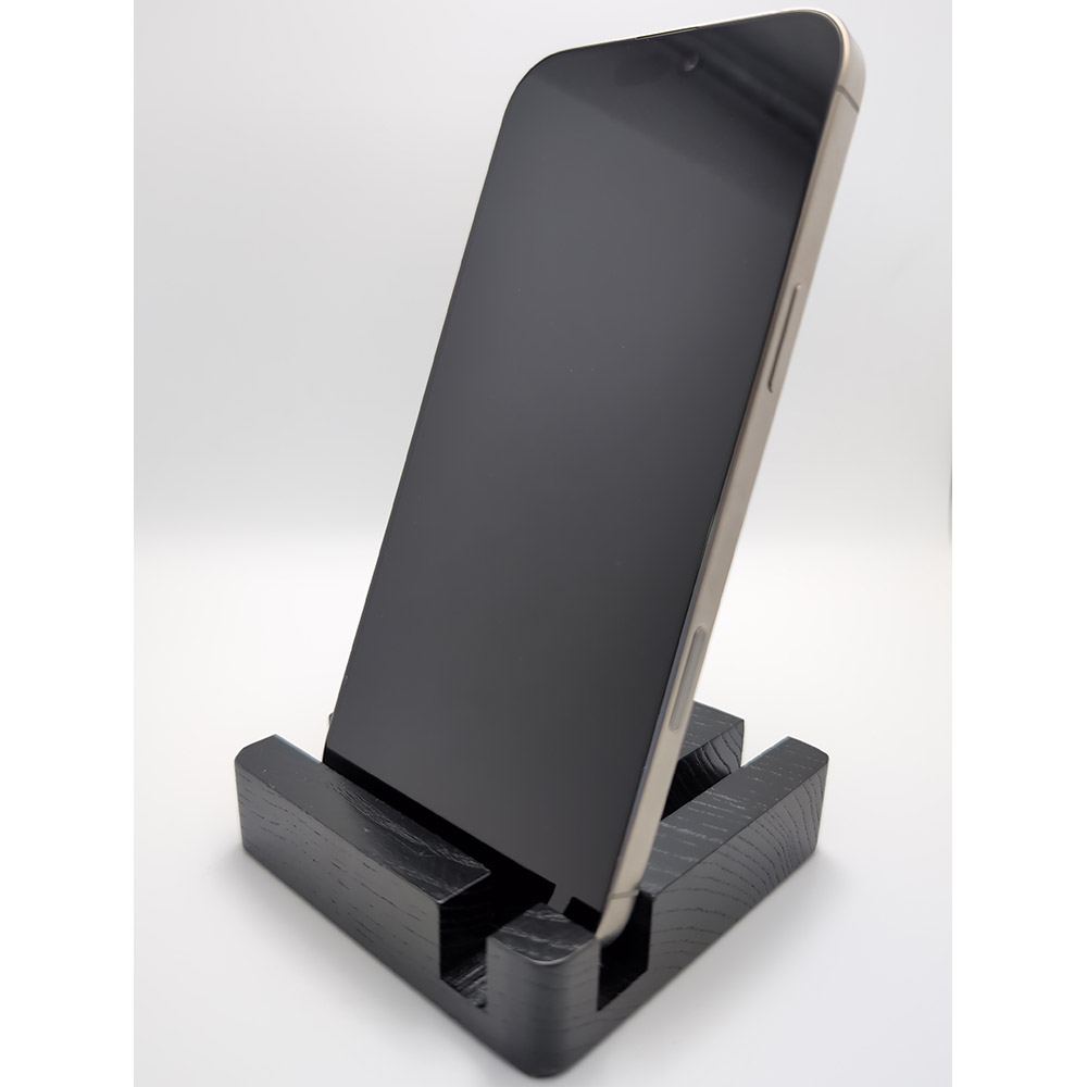 Б/у Apple iPhone 16 Pro Max 256Gb e-Sim Natural Titanium FYOOCHA (Grade B) Диагональ дисплея 6.9