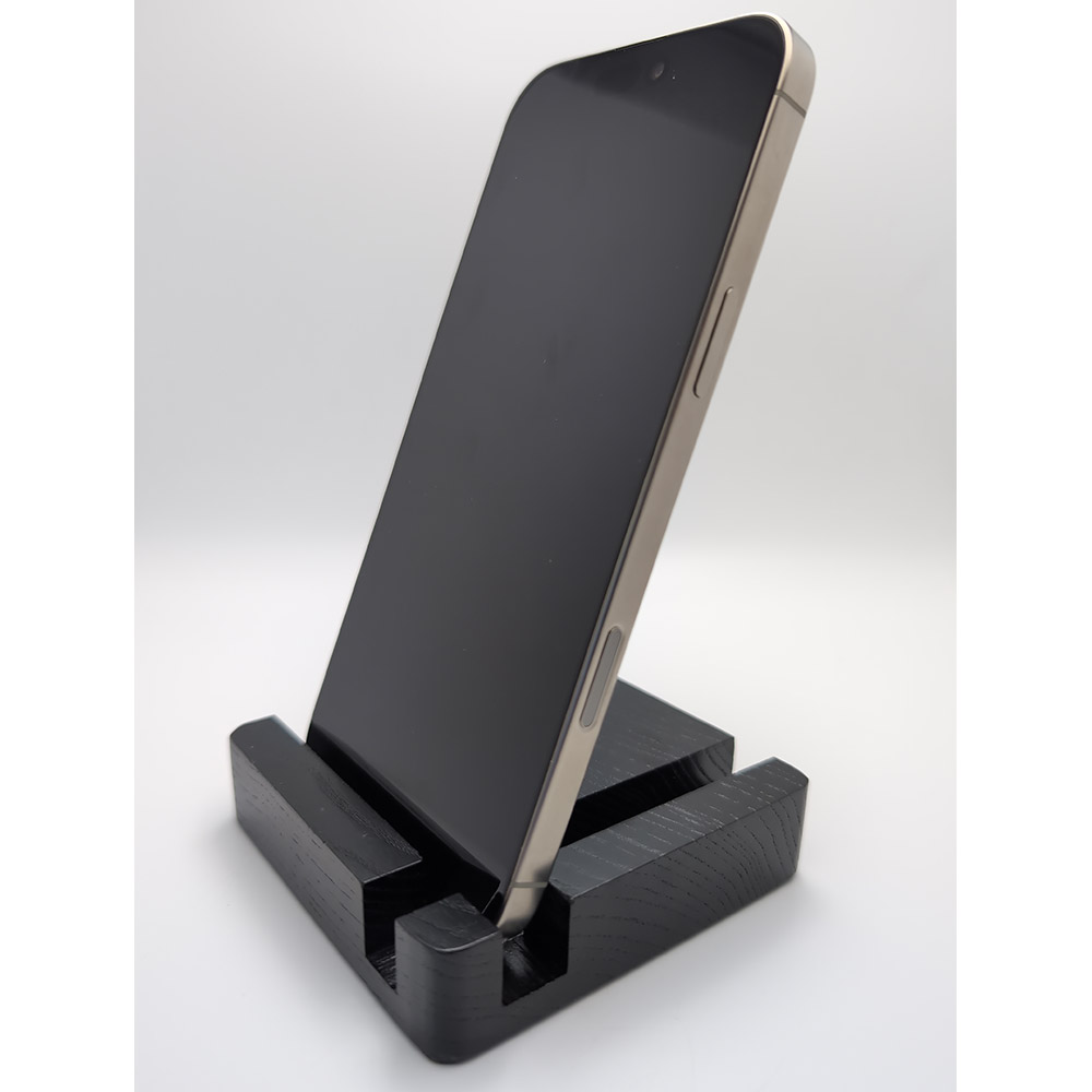 Б/у Apple iPhone 16 Pro Max 256Gb e-Sim Natural Titanium FYOOCHA (Grade B) Матрица OLED Super Retina XDR