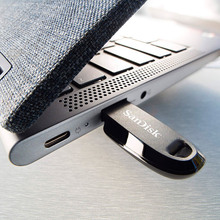 Флеш-драйв SANDISK 32GB USB 3.2 Ultra Curve Black (SDCZ550-032G-G46)