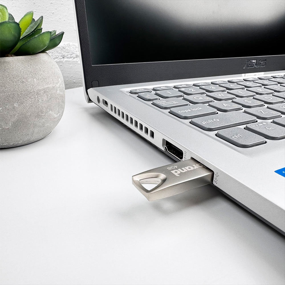 Флеш-драйв WIBRAND Taipan 4Gb Silver (WI2.0/TA4U2S) Объем памяти 4 Гб