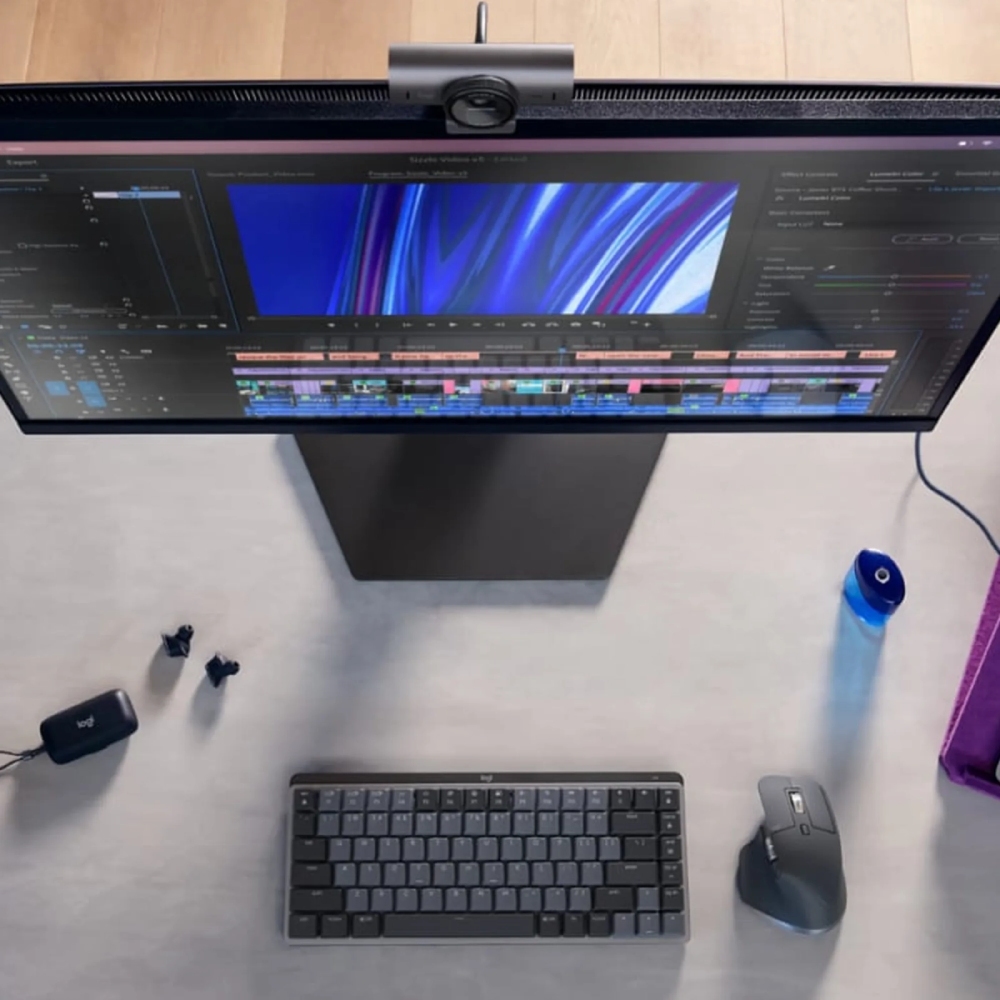 Фото Web-камера LOGITECH MX Brio 705 for Business 4K Graphite (960-001530)