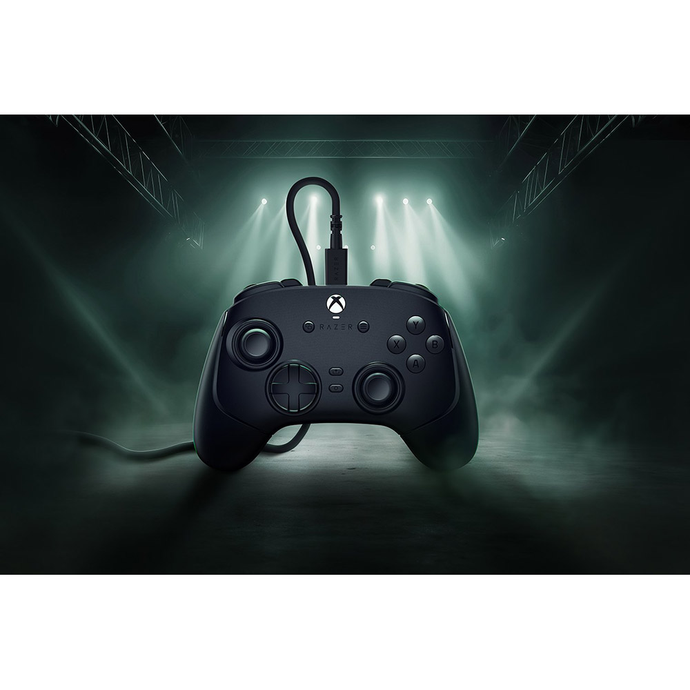 Фото Геймпад RAZER Wolverine V3 TE Black (RZ06-05210100-R3M1)