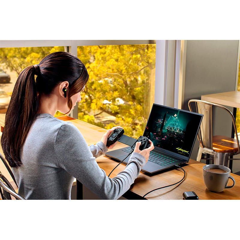 Замовити Геймпад RAZER Kishi V3 Pro Type-C USB (RZ06-05460100-R3M1)