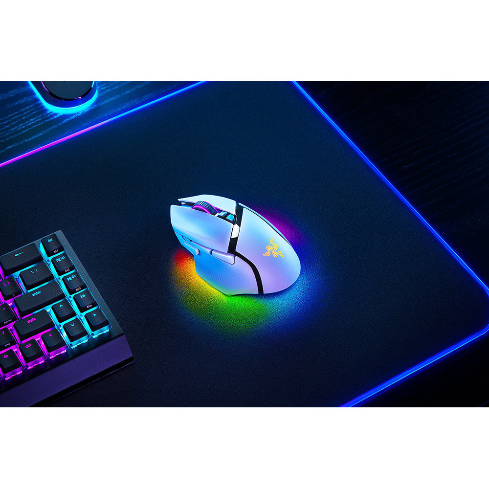 Изображение Мышь RAZER Basilisk V3 PRO Wireless 35K White (RZ01-05240200-R3G1)