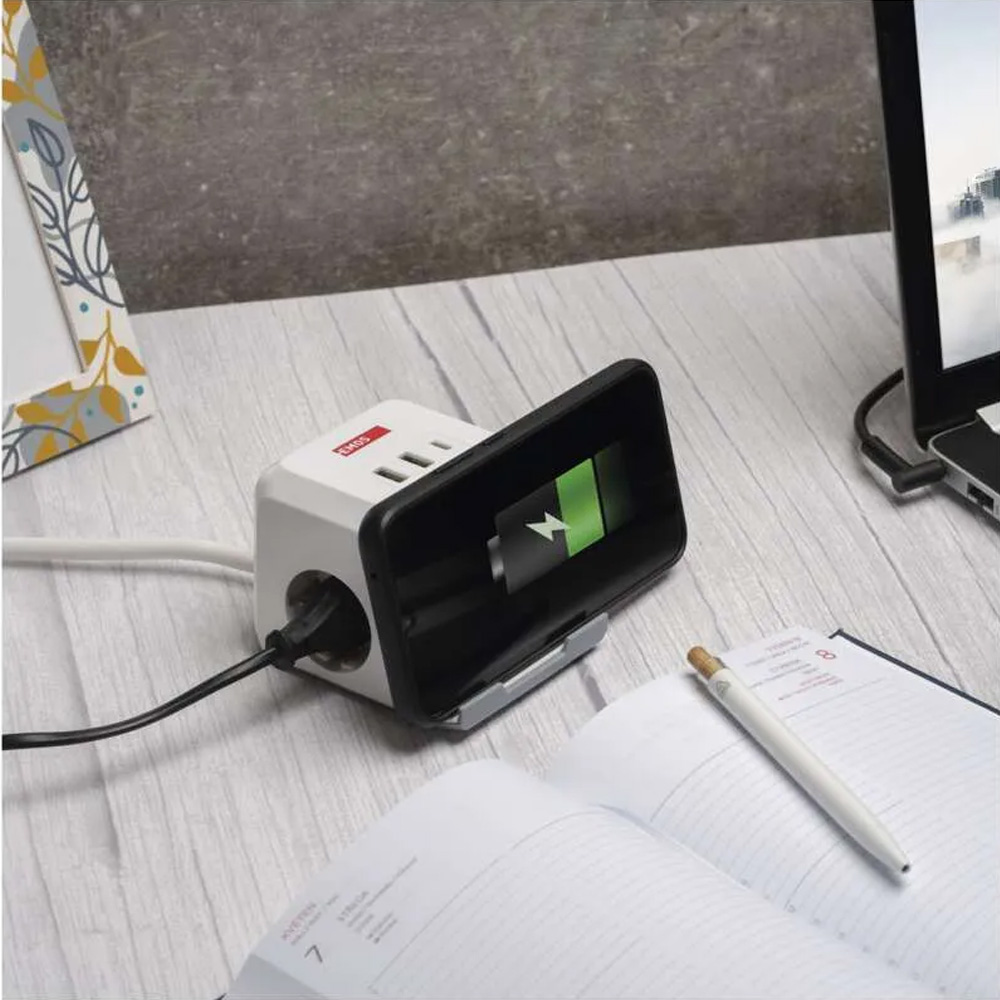 Удлинитель EMOS P0222CQ 2 м 2 розетки 2xUSB-A 1 x USB-C+Qi White Тип розеток евророзетка с заземлением (Тип F)
