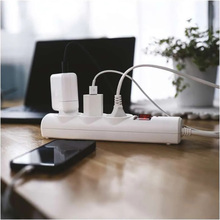 Мережевий фільтр EMOS P54213 3 розетки 1.5м 10А 3x1.5мм2 White