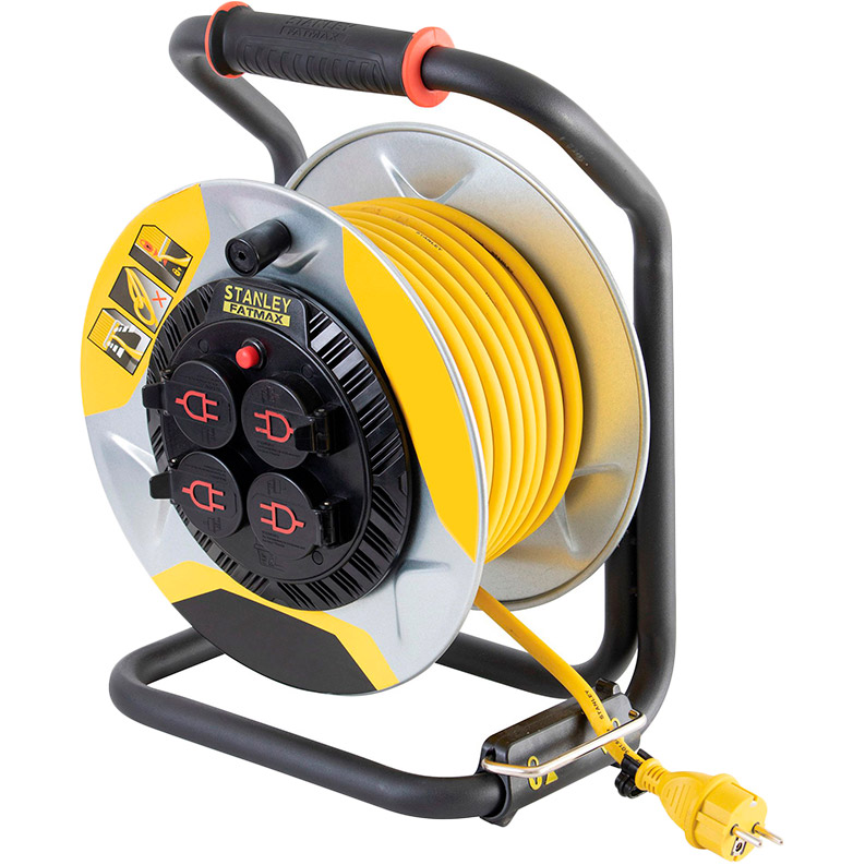 

Сетевой удлинитель на катушке STANLEY Fatmax 25 м (SXECCM2FASE), на катуш.Fatmax 25 м,3x1.5мм2,IP44,3200Вт,алюм.