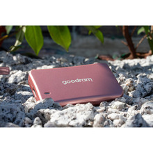 Зовнішній SSD накопичувач GOODRAM HX200 2TB Rose Gold Usb Type-C+A (SSDPR-HX200-2K0-RG)